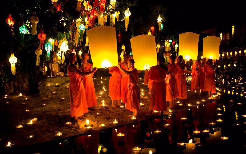 Chiang Mai Loy Krathong Festival Yee Peng Fesitval Ume Travel