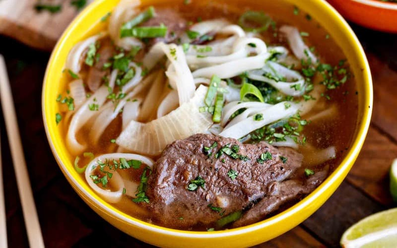 What is Pho? How to Eat it & Where to Eat?