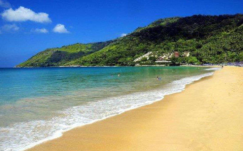 Nai Harn Beach