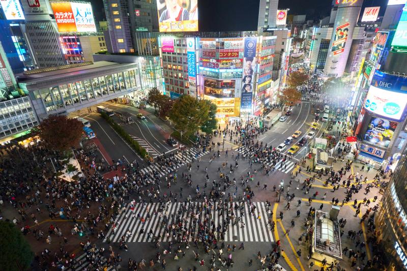 Be Sure to Experience the Shibuya Scramble Crossing in Tokyo