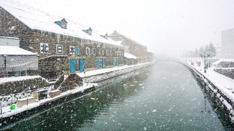 Otaru Canal Snows in Mid-December in Japan