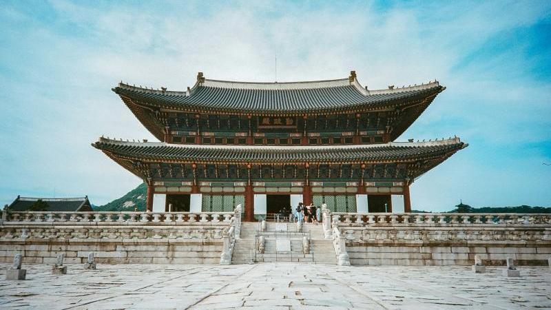 Gyeongbokgung Palace Will Leave You with a Memorable Japan South Korea Tour