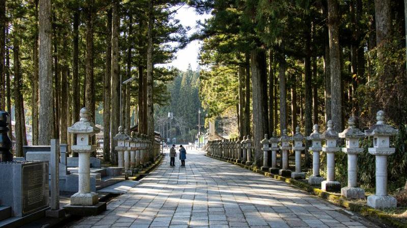 Okunoin Cemetery, Koyasan