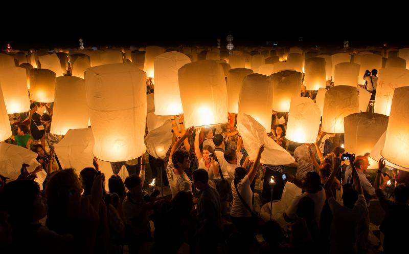 Yi Peng Lantern Festival Thailand