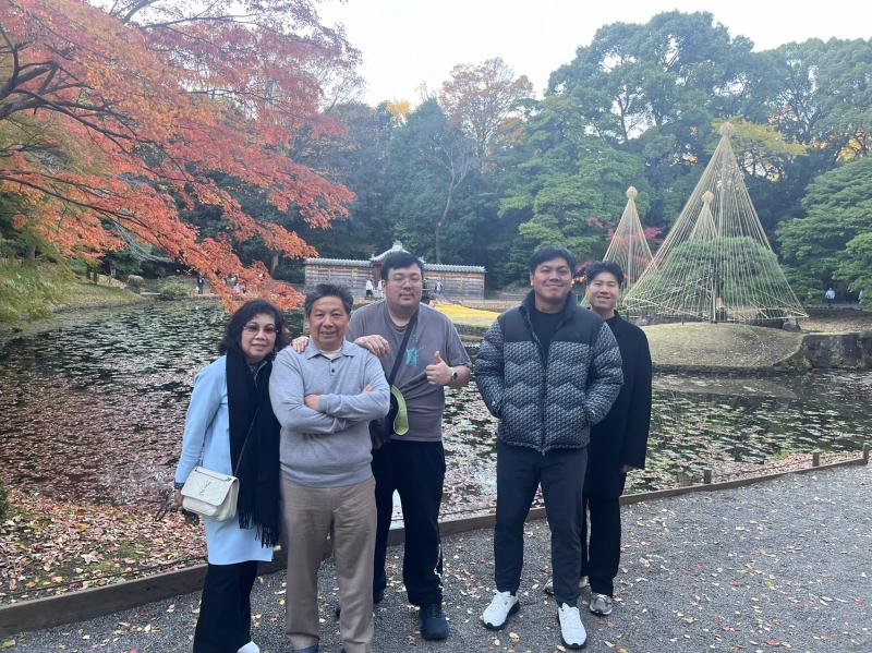 Our Private Guided Family Trip to Enjoy Fall Colours Japan
