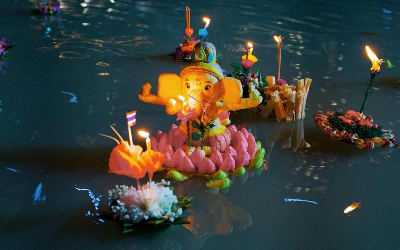 Thailand Floating Lantern Festival