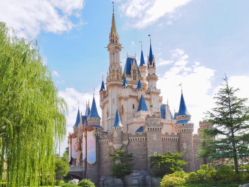 Embark on a Wonderful Trip to Disneyland Japan