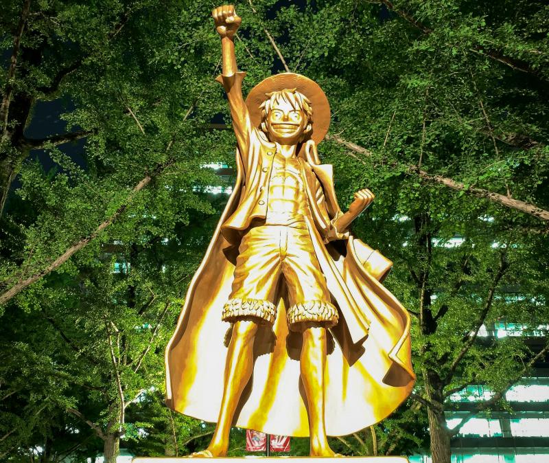 Kumamoto One Piece Statues