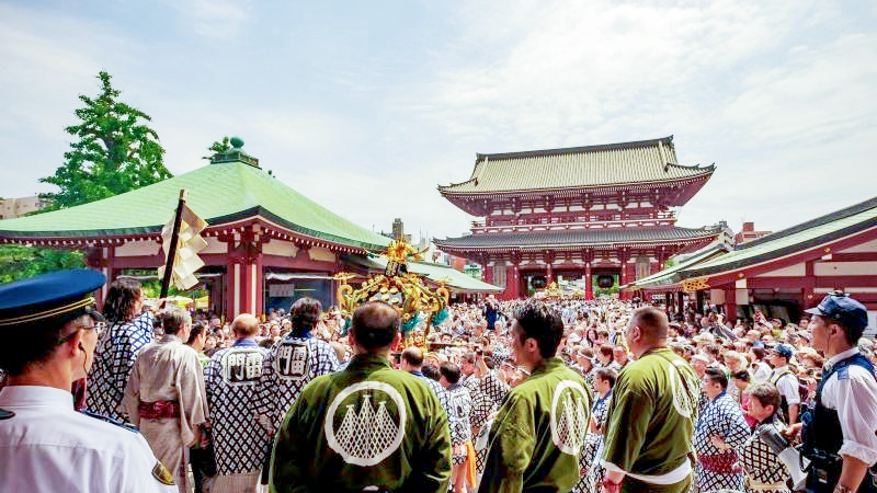 The Sanja Festival brings summer to life at Sensoji Temple with vibrant crowds, energy, and tradition.