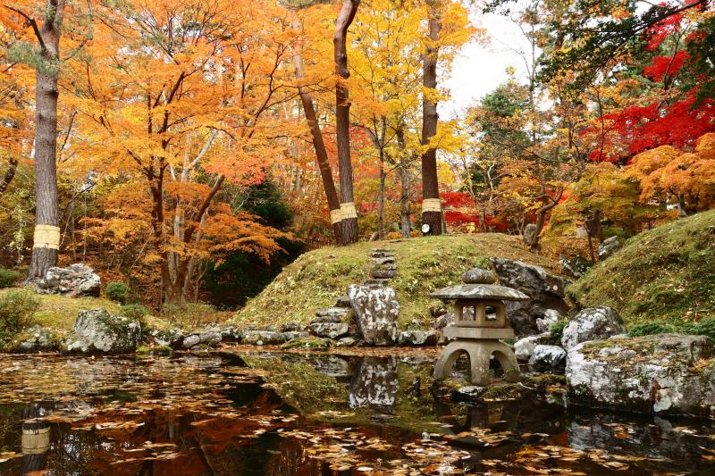 Hakodate Kosetsuen: An Excellent Spot for Hakodate Autumn Leaves