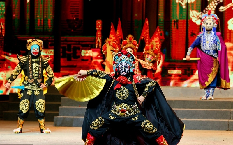 Sichuan Opera & Face-Changing