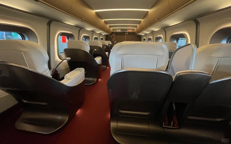 Green Car (First Class) 