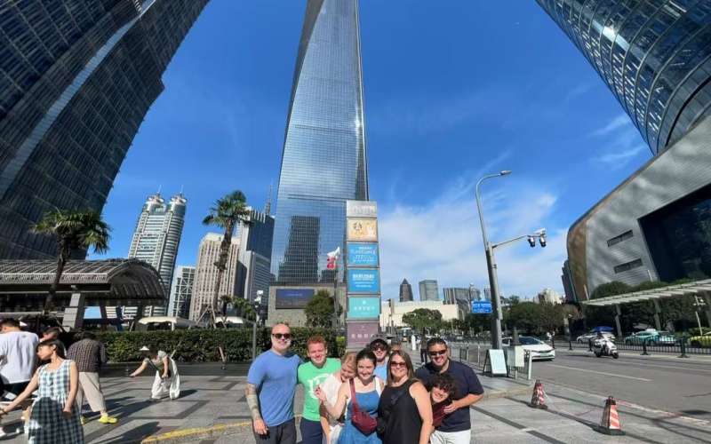 Happy Family, Unforgettable Shanghai Trip