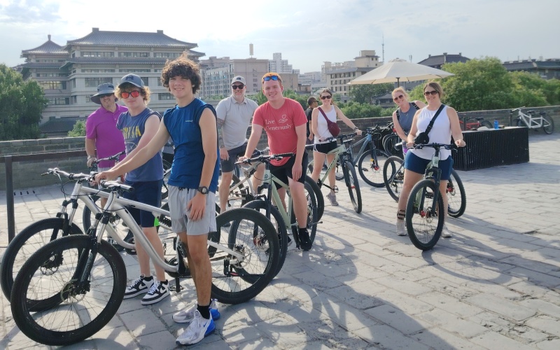 Terracotta Warriors and the City Wall by Bike