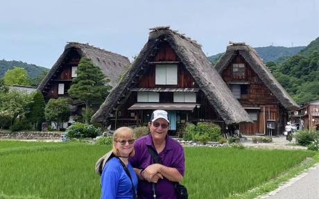 Admire the Quaint Architecture and Historical Sites ar Shirikawa-go