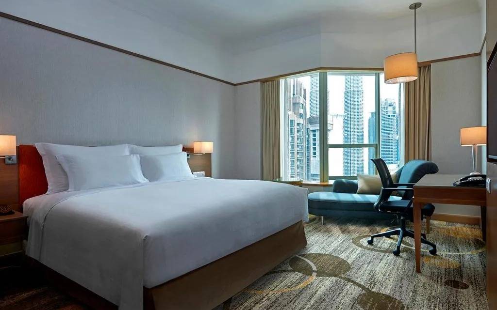 Pullman Kuala Lumpur City Centre Hotel & Residences