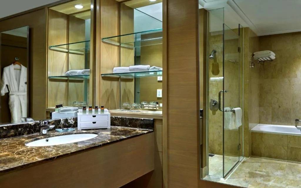 Pullman Kuala Lumpur City Centre Hotel & Residences