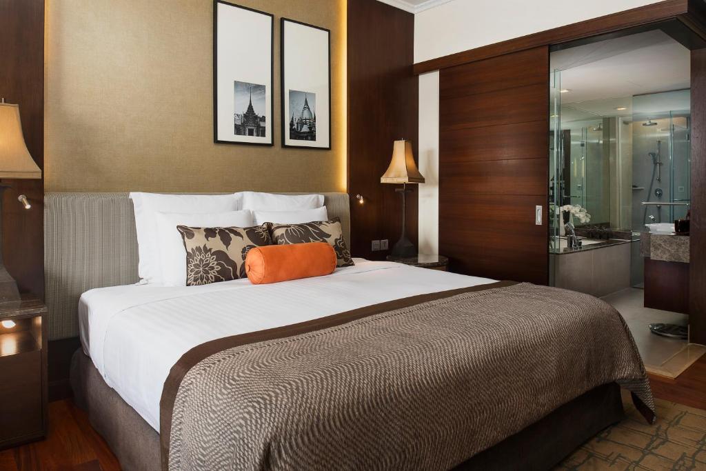 Anantara Riverside Bangkok Resort - SHA Plus Certified