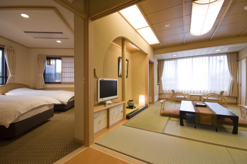 Ooike Hotel