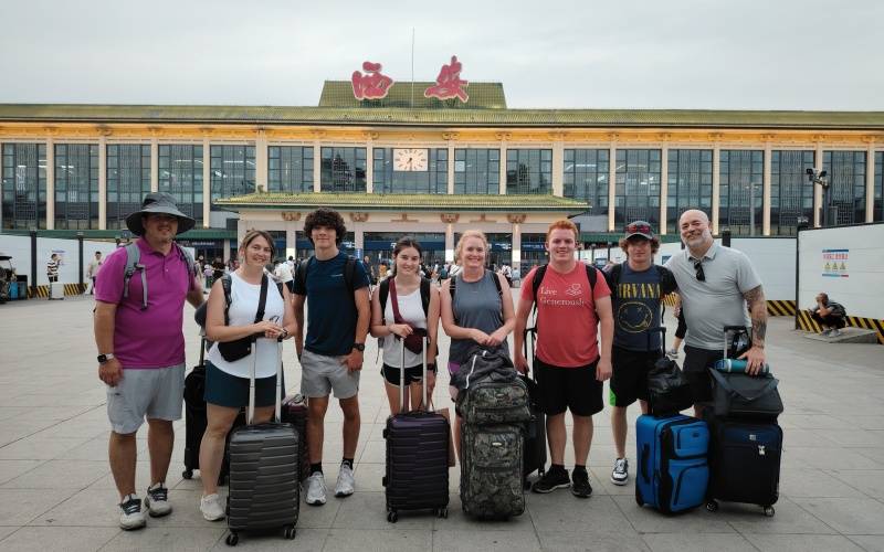 China High-Speed Rail Guide: Booking on 12306, Stations and First-Timer Mistakes