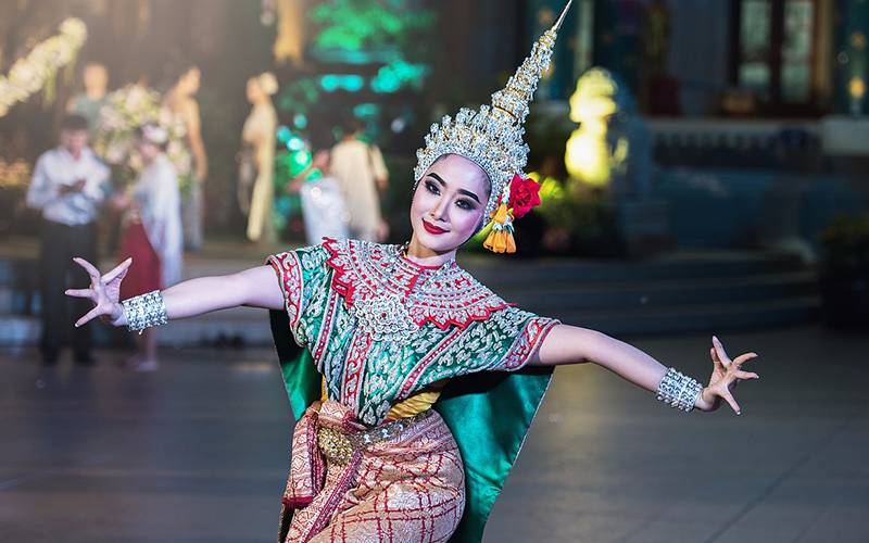 THAI TRADITIONAL LONG SHAWL SABAI COSTUME FESTIVAL DANCE OUTFIT RAMTHAI SHOW