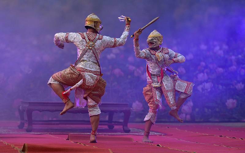 THAI TRADITIONAL LONG SHAWL SABAI COSTUME FESTIVAL DANCE OUTFIT RAMTHAI SHOW