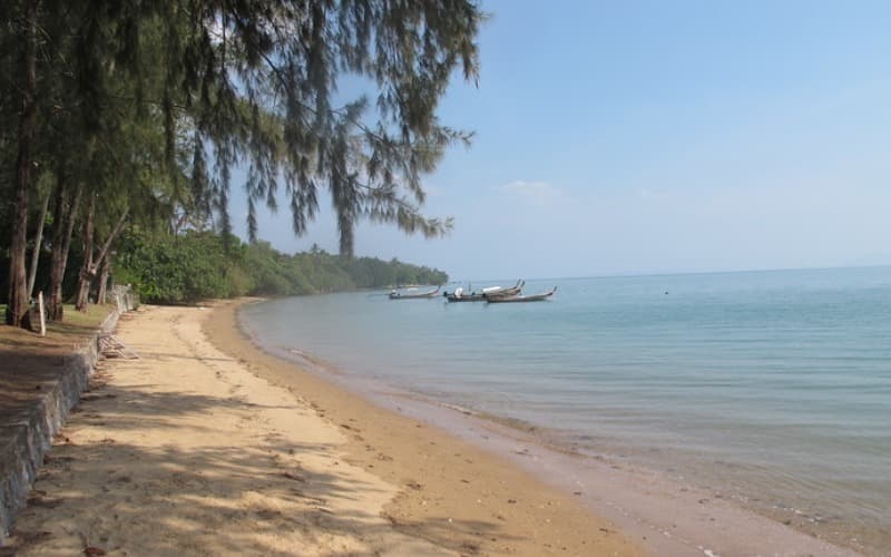 Ao Nam Mao Beach