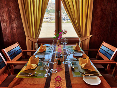 Myanmar RV Paukan Ayeyarwady River cruise boutique hotel