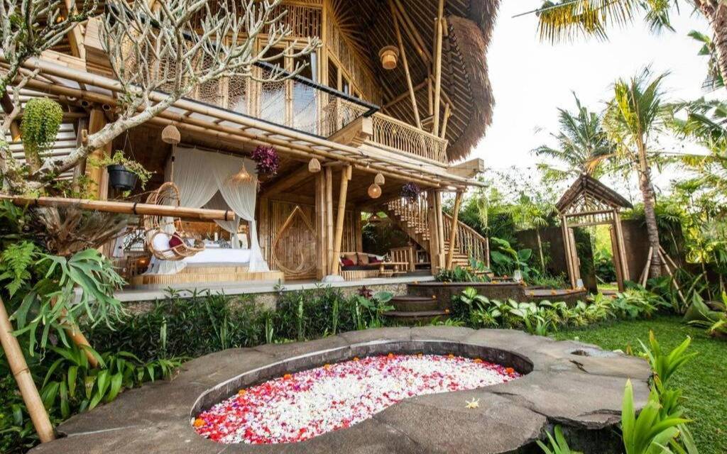 Magic Hills Bali-Magical Eco-Luxury Lodge