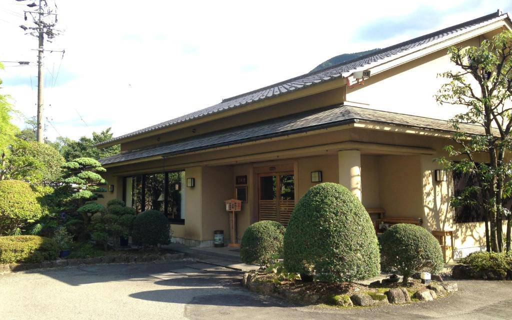 Kawakamiya Kasuitei