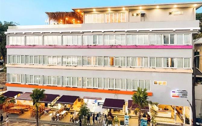 Harbour Komodo Hotel