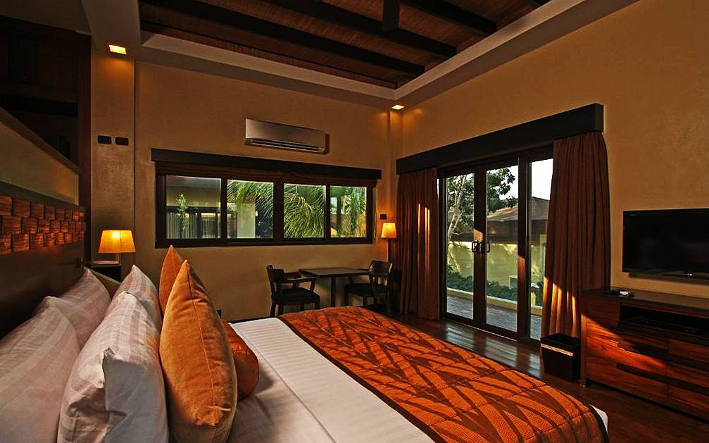 Two Seasons Coron Island Resort