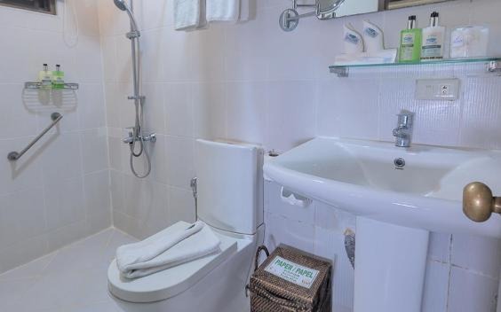 Daluyon Beach and Mountain Resort