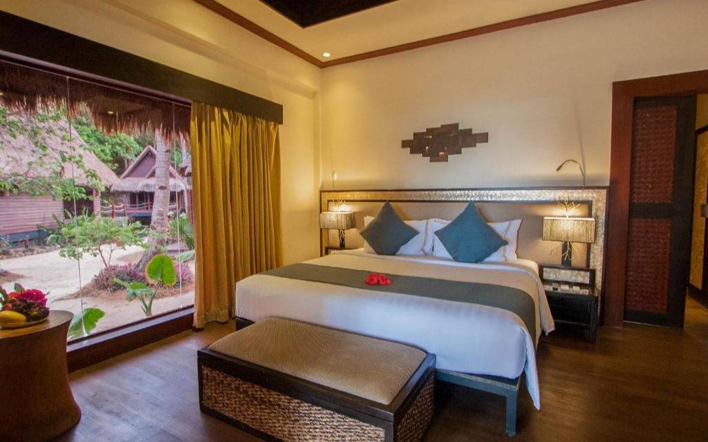 Cauayan Island Resort and Spa