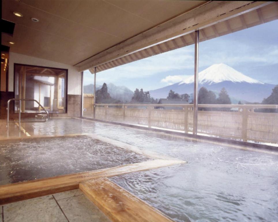 Fuji Kawaguchiko Onsen Hotel Konansou