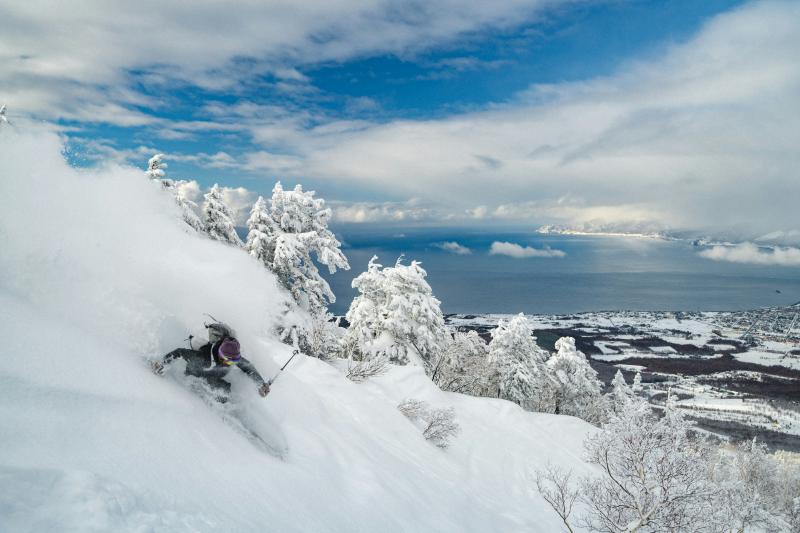 Hokkaido Winter Itinerary Options: Japow Skiing & Snow Festivals in Ultimate Style