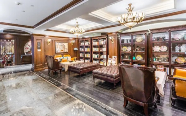 Atour Hotel (Chongqing Jiefangbei Shibati Branch)