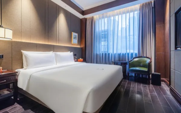 Atour Hotel (Chongqing Jiefangbei Shibati Branch)