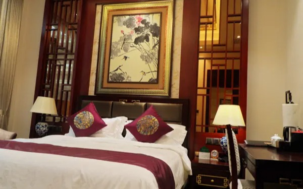 Chong Ning Castle Hotel