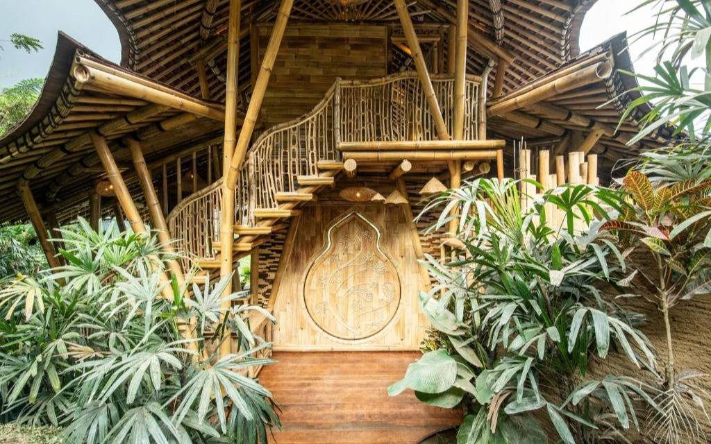 Magic Hills Bali-Magical Eco-Luxury Lodge