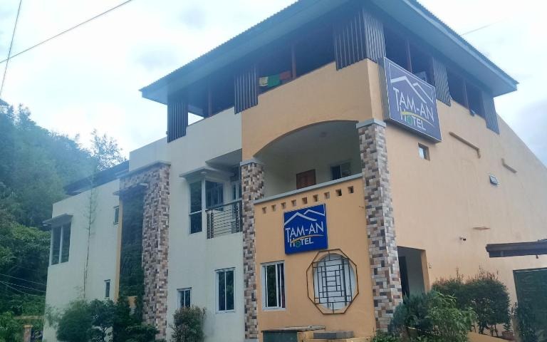 TAM-AN HOTEL BANAUE