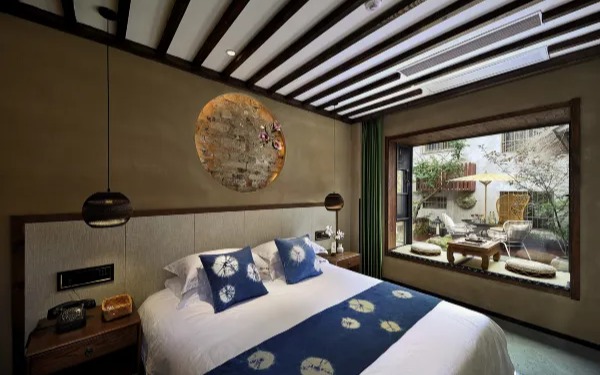 Yujian No.8 (Huangshan Tunxi Old Street)