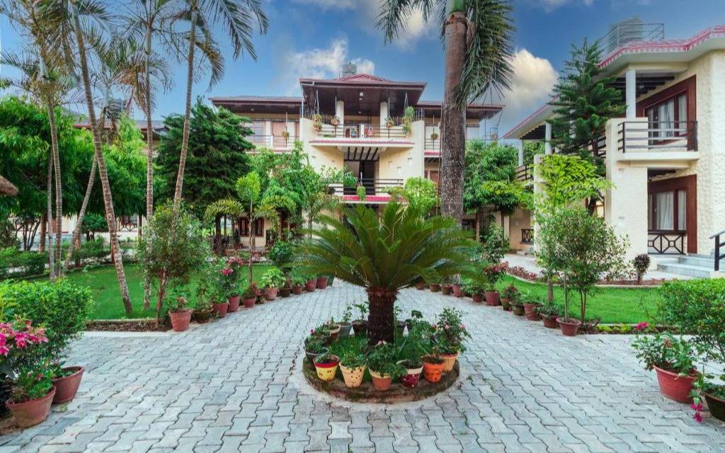 Royal Tiger Luxury Resort