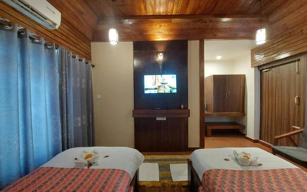 Royal Tiger Luxury Resort