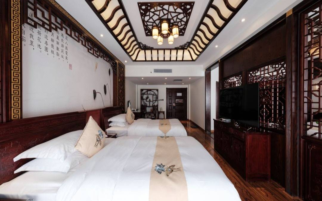 Phoenix Sulv Lianhua Resort Hotel