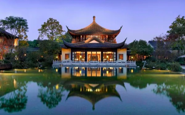 Four Seasons Hotel Hangzhou at West Lake