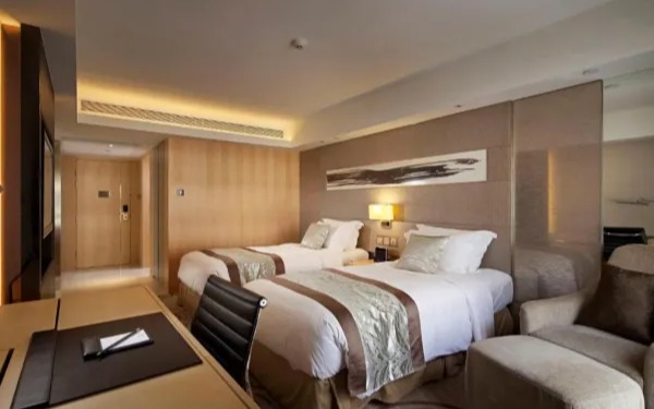 The Royal Garden Hotel