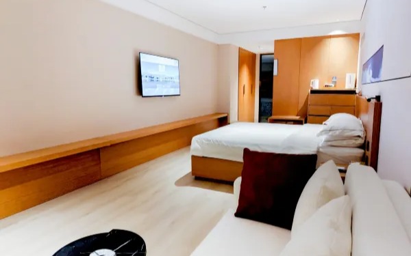 YABULI SUN MOUNTAIN HOLIDAY HOTEL