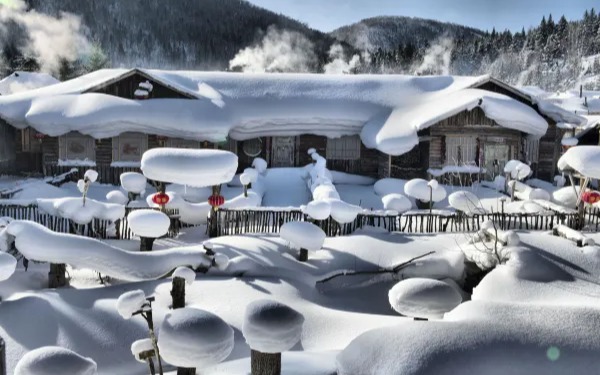 Wuchang Snow Valley mountain Courier station