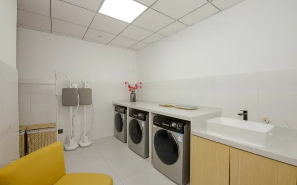 Renjoy Hotel (Changbaishan North Slope Visitor Center)